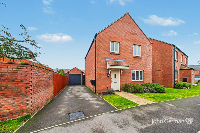 3 Bedroom Detached House For Sale In Ainger Drive, Alrewas, DE13