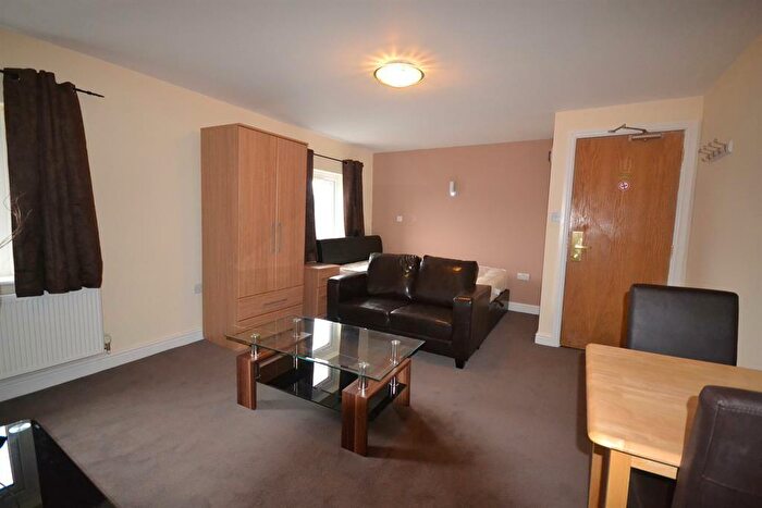 Studio To Rent In London Road, Reading, Berkshire, RG1