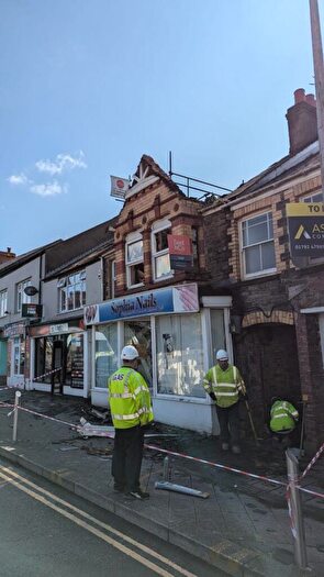 Flat For Sale In Flat College Street, Ammanford, Dyfed, SA18