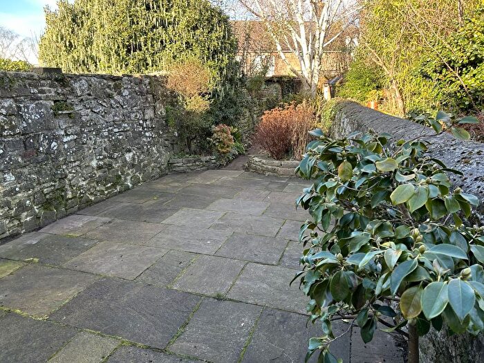 2 Bedroom Cottage To Rent In Llanbedr Road, Crickhowell, Powys., NP8