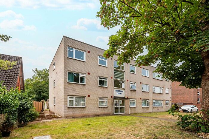 2 Bedroom Flat To Rent In Belgrave Court, Blackheath, London, SE3