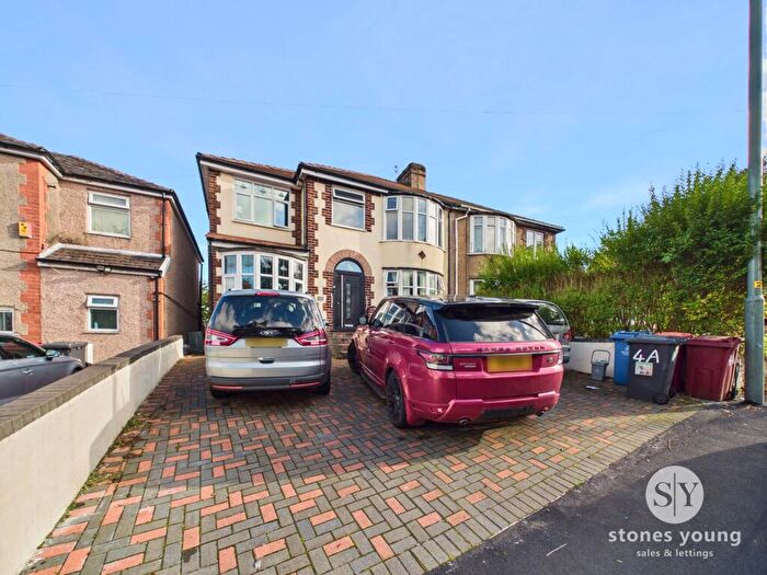 5 Bedroom Semi-Detached House For Sale In Pleckgate Road, Blackburn, BB1