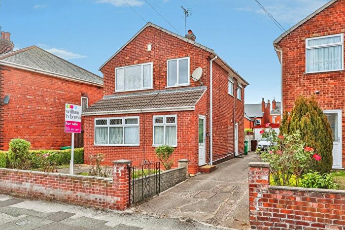 3 Bedroom Detached House For Sale In Lime Street, Nottingham, NG6
