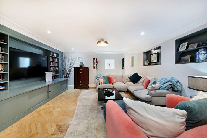 5 Bedroom Terraced House To Rent In Fernwood Avenue, Wandsworth Common, SW16