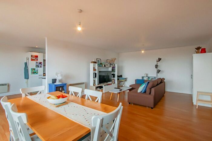 2 Bedroom Flat For Sale In Carlin House The Manor, Church Street, Beeston, Nottingham, Nottinghamshire, NG9