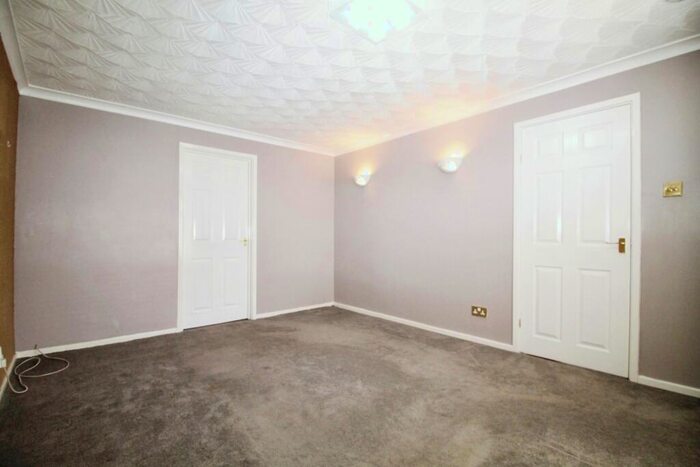 3 Bedroom Terraced House To Rent In Holdforth Place, Armley, Leeds, LS12