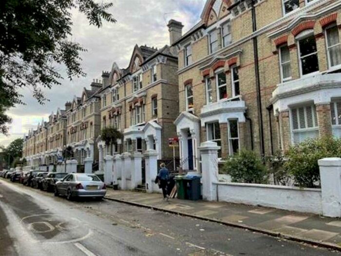 2 Bedroom Apartment To Rent In St Andrews Square, Surbiton, London, KT6