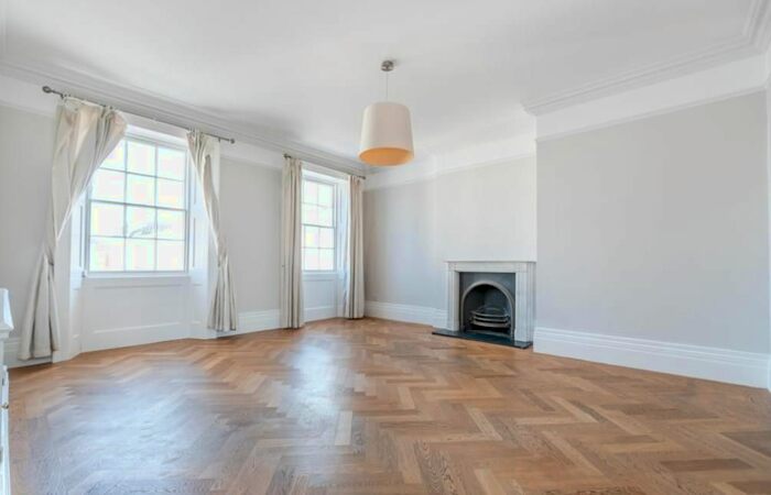 4 Bedroom Flat To Rent In Old Marylebone Road, Marylebone, London, NW1