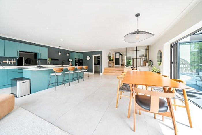 4 Bedroom Detached House For Sale In Blackness Lane, Keston, BR2