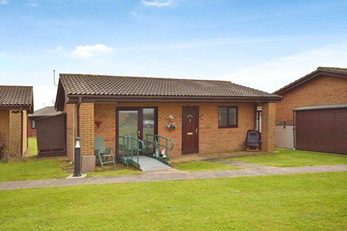 2 Bedroom Bungalow For Sale In Eastfield Park, Chapel St Leonards, PE24