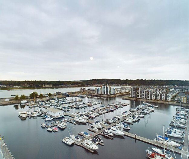 1 Bedroom Apartment To Rent In Dock Head Road, Chatham, ME4