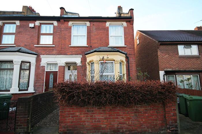 1 Bedroom Flat To Rent In Dawlish Road, Leyton, London, E10