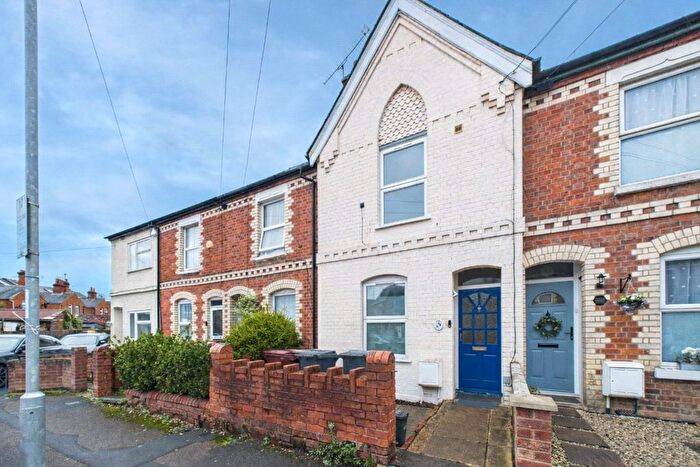 1 Bedroom Flat For Sale In Freshwater Road, Reading, Berkshire, RG1