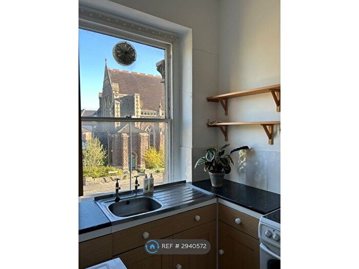 1 Bedroom Flat To Rent In Etloe Road, Bristol, BS6