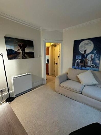 1 Bedroom Flat To Rent In , W1J