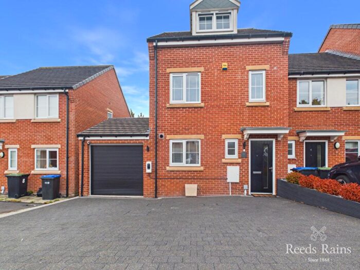 3 Bedroom End Of Terrace House For Sale In Wellhouse Road, Newton Aycliffe, Durham, DL5