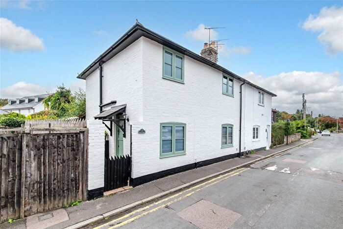 3 Bedroom End Of Terrace House For Sale In Bull Lane, Newington, Sittingbourne, Kent, ME9