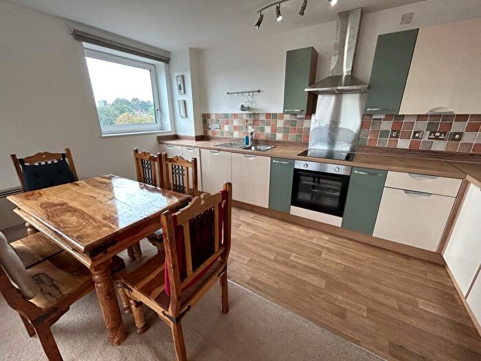 2 Bedroom Apartment To Rent In Bell Barn Road, B15