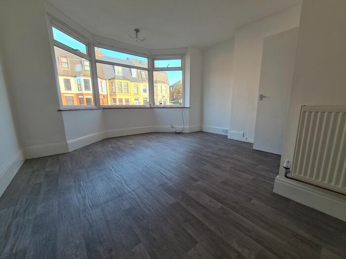 1 Bedroom Flat To Rent In Clarence Road, Gorleston, Great Yarmouth NR31