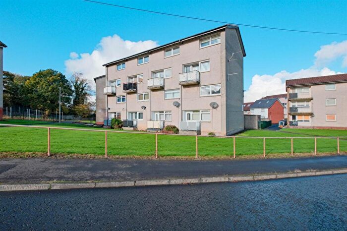 2 Bedroom Maisonette For Sale In Ross Place, Rutherglen, G73