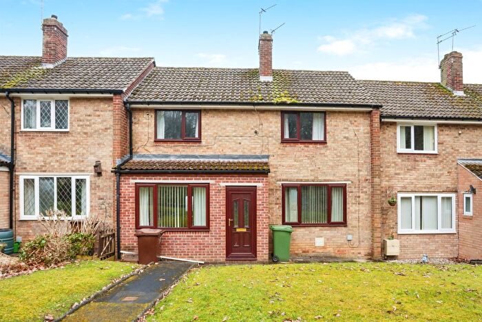 3 Bedroom Town House For Sale In New Hall Way, Flockton, Wakefield, WF4