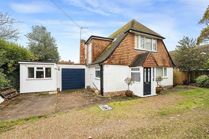2 Bedroom Detached House For Sale In East Albany Road, Seaford, BN25