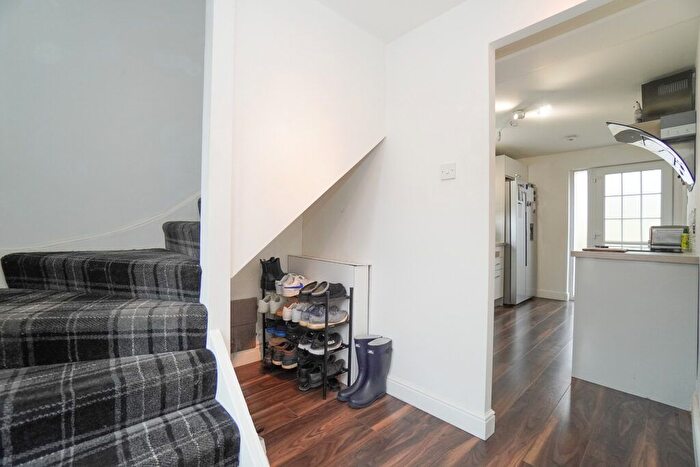 2 Bedroom Terraced House For Sale In Auchnacraig Road, Faifley, G81