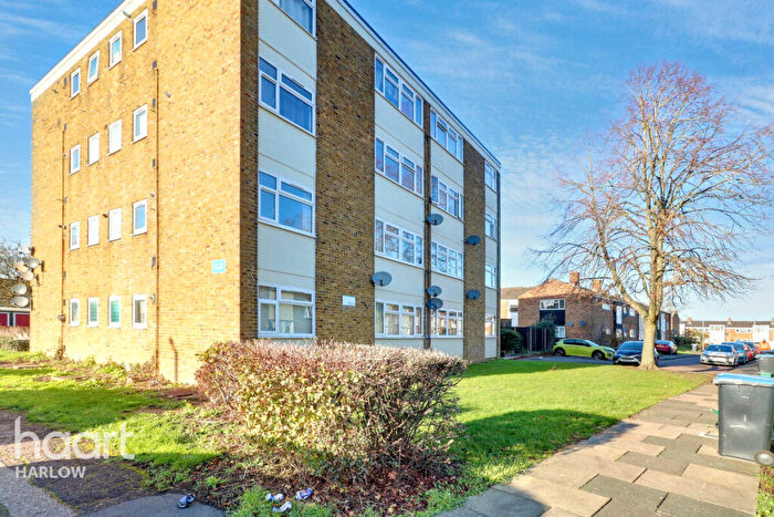 1 Bedroom Flat For Sale In Longfield, Harlow, CM18