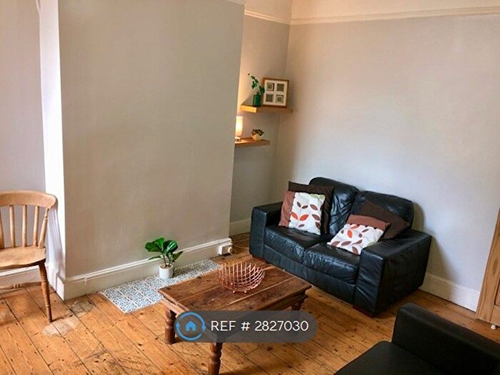 4 Bedroom Terraced House To Rent In Fortuna Grove, Manchester, M19