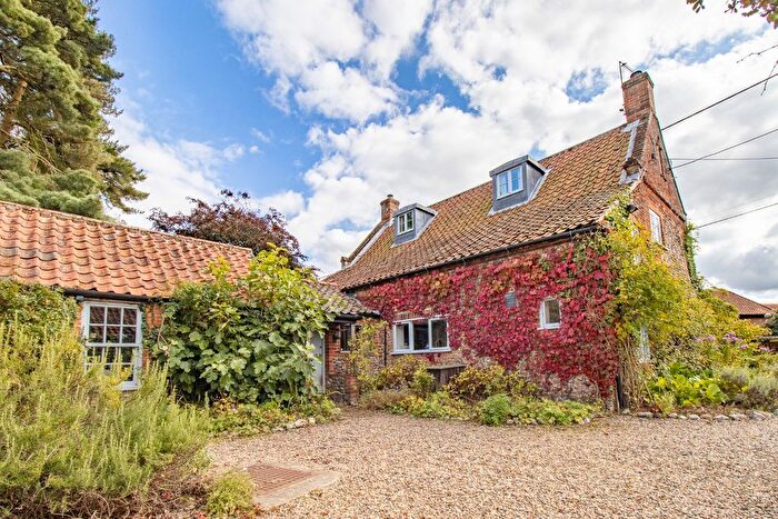 4 Bedroom Detached House For Sale In Melton Road, Briningham, Melton Constable, NR24