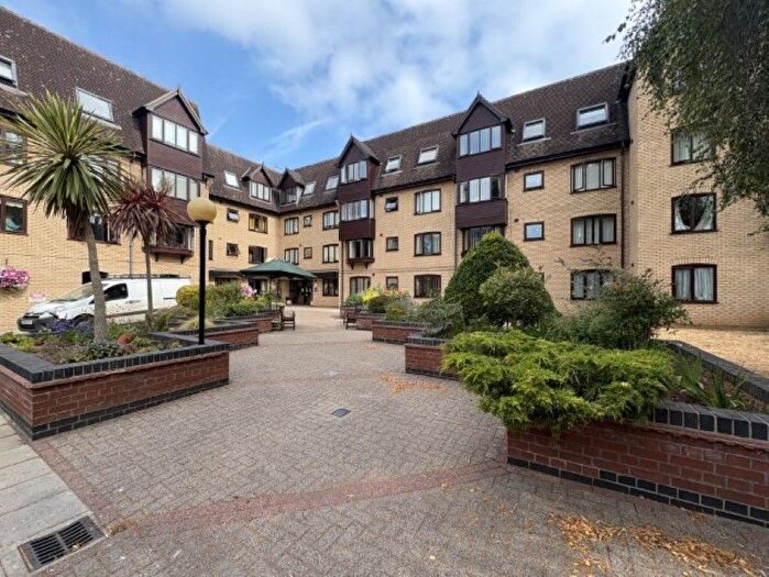 1 Bedroom Flat For Sale In Cavendish Court, Recorder Road, Norwich, Norfolk, NR1
