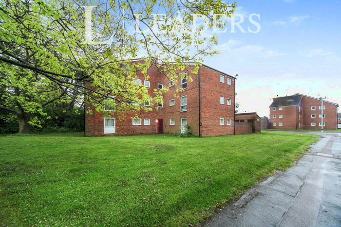 3 Bedroom Flat To Rent In Hockliffe Road, LU7