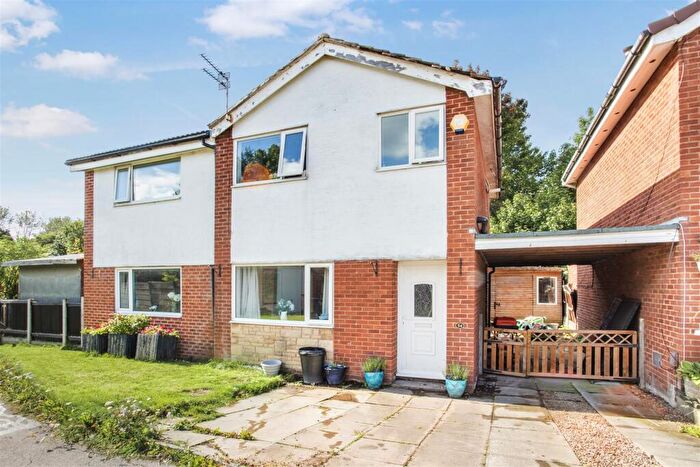 4 Bedroom Detached House For Sale In School Field, Bamber Bridge, Preston, PR5