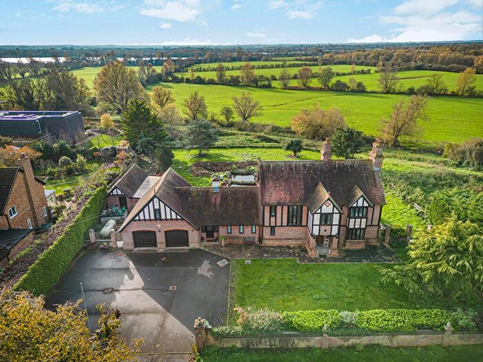 4 Bedroom Detached House For Sale In Holywell., PE27