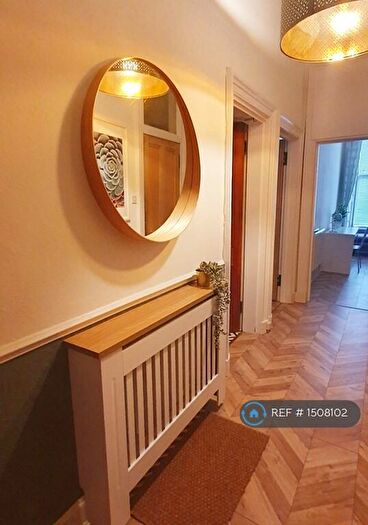 4 Bedroom Flat To Rent In Forrest Road, Edinburgh, EH1