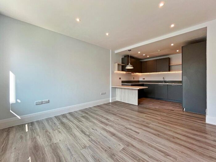 1 Bedroom Apartment For Sale In Marlow Road, Maidenhead, Berkshire, SL6