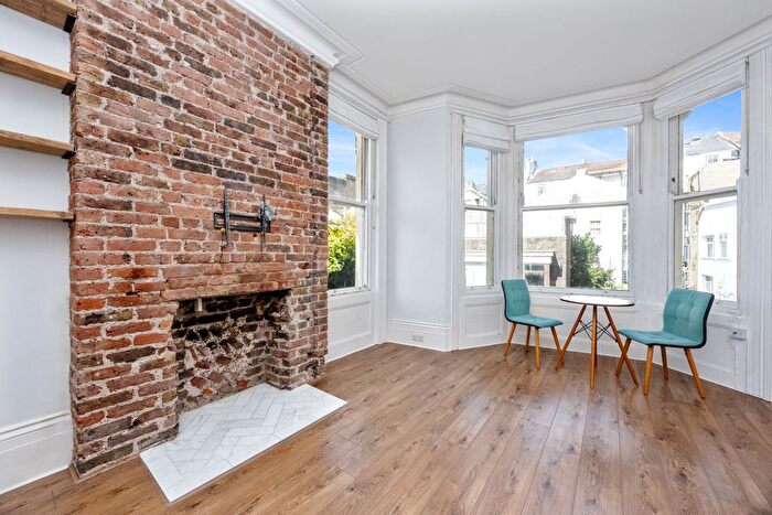 1 Bedroom Flat To Rent In Chichester Place, Brighton, BN2