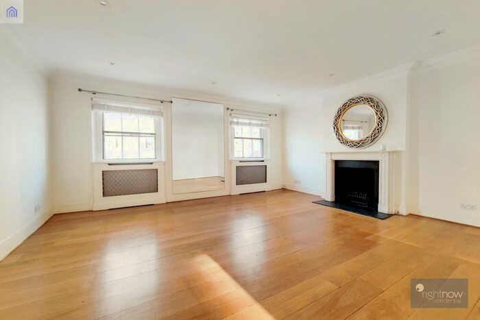 2 Bedroom Flat To Rent In William Street, Knightsbridge, SW1X
