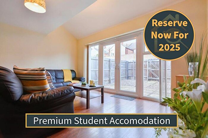 4 Bedroom Terraced House To Rent In Eastleigh Road, Leicester, LE3