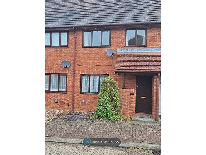 3 Bedroom Terraced House To Rent In Gaddesden Crescent, Milton Keynes, MK7