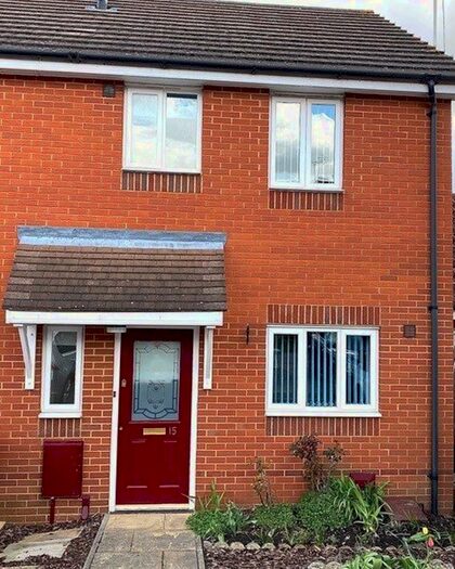 3 Bedroom Property To Rent In Lacewing Close, Pinewood, Ipswich, IP8
