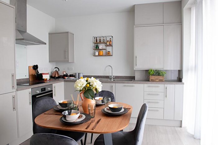 Flat For Sale In Plot Sheaf Street, Leeds, LS10