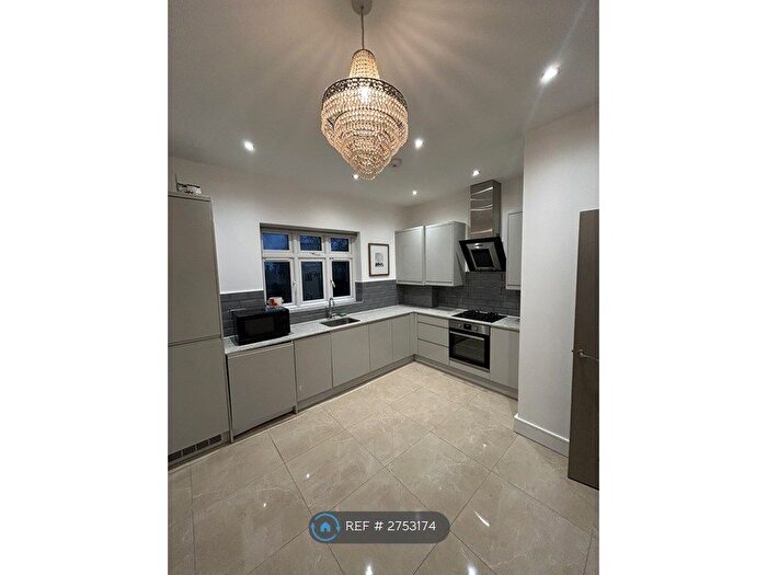 1 Bedroom Flat To Rent In High Street, Northwood, HA6