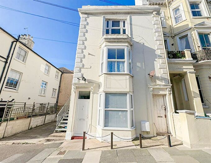 1 Bedroom Flat For Sale In Magdalen Road, St. Leonards, TN37