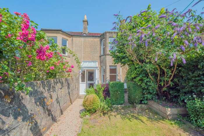 2 Bedroom Cottage To Rent In Victoria Place, Combe Down, Bath, BA2