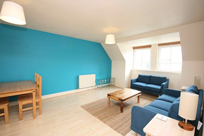 2 Bedroom Flat To Rent In Annandale Street, Edinburgh, EH7