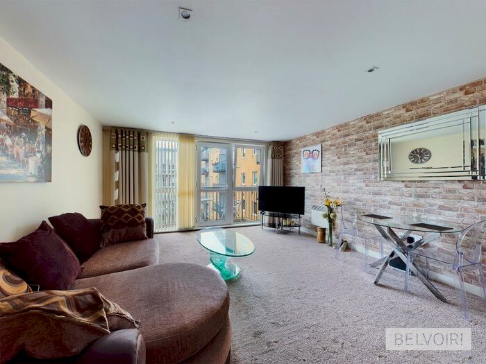 2 Bedroom Flat To Rent In The Quartz, Hall Street, Birmingham, B18