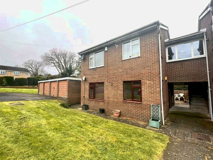 1 Bedroom Flat To Rent In West View Avenue, Burley In Wharfedale, Ilkley, West Yorkshire, LS29