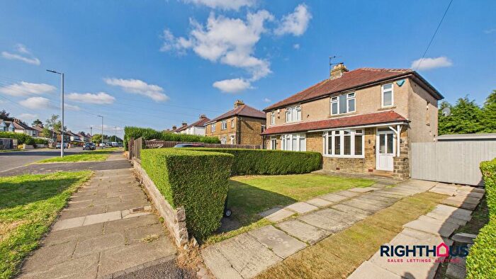 2 Bedroom Semi Detached House For Sale In Mandale Road, Bradford, BD6
