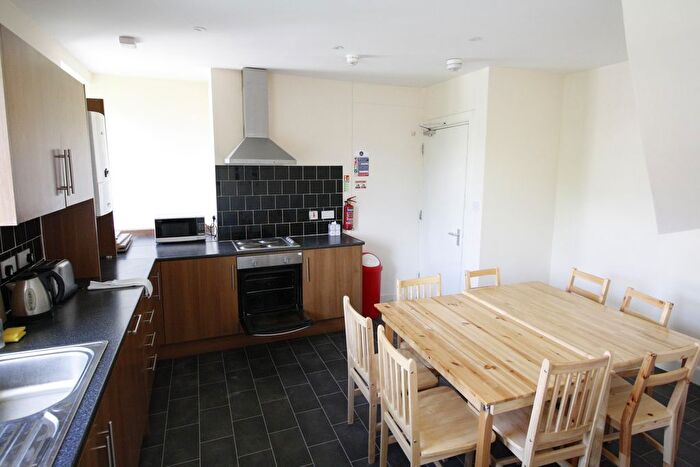 4 Bedroom Flat To Rent In /R, Magdalen Yard Road, Dundee, DD1